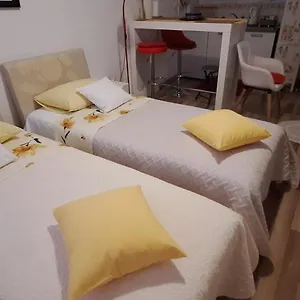 https://klara-studio-apartman.splithotels.org
